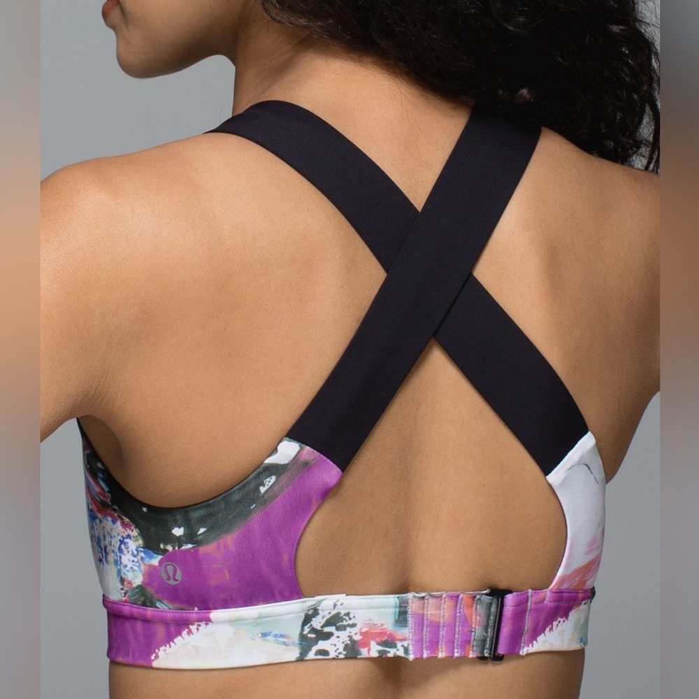 Lululemon All Sport Bra *Adjustable
Pigment Wave Multi / Black. Size 8.